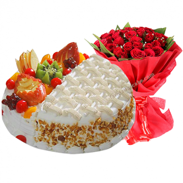 Fruit Cake with 5 Roses Bouquet