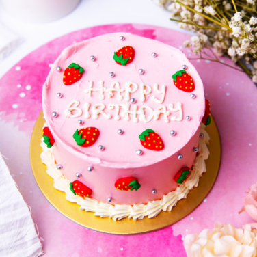 Fancy Strawberry Cake