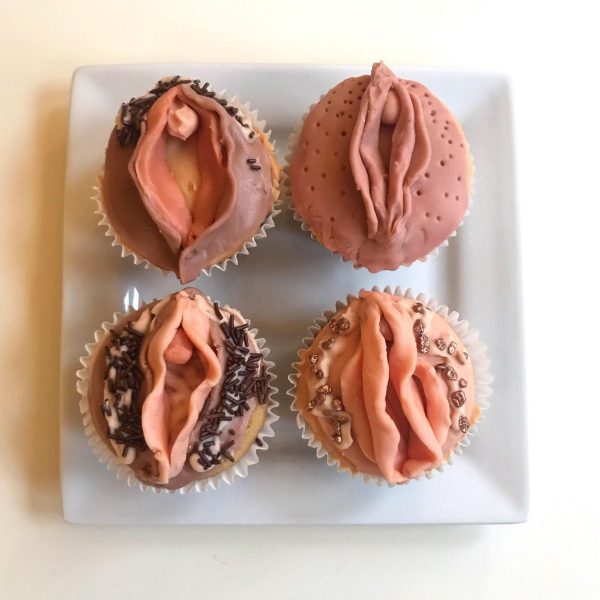 Vagina Cupcakes [Set of 6]